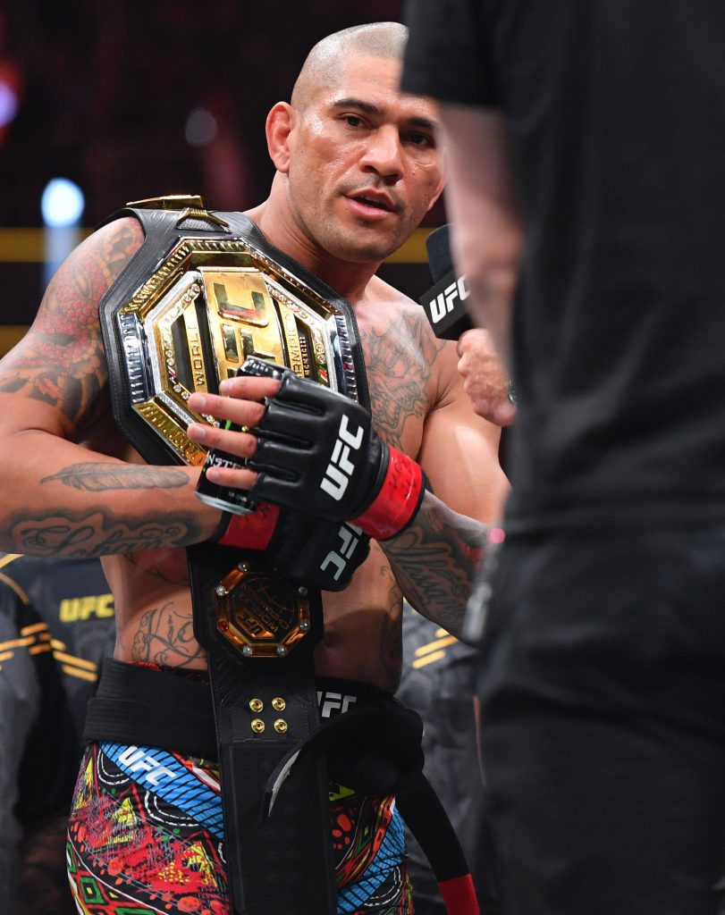 Alex Pereira vs. Jamahal Hill.